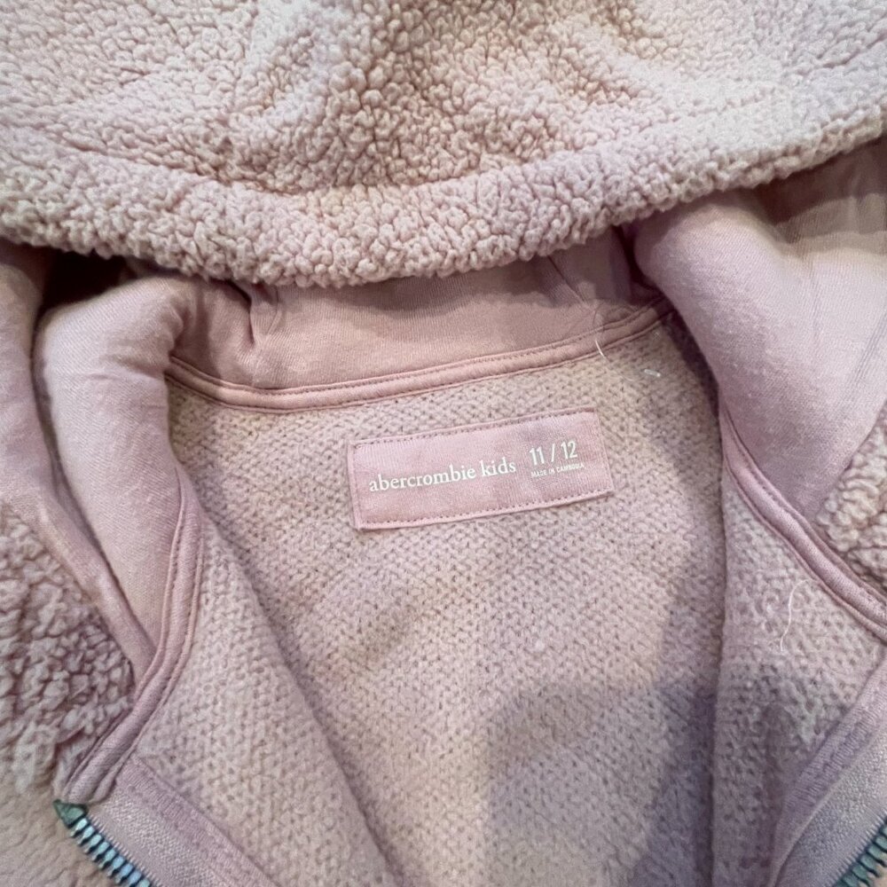 Abercrombie Kids Pink Sherpa Quilted Full Zip Hoodie - Girls Size 11/12 - Picture 5 of 5